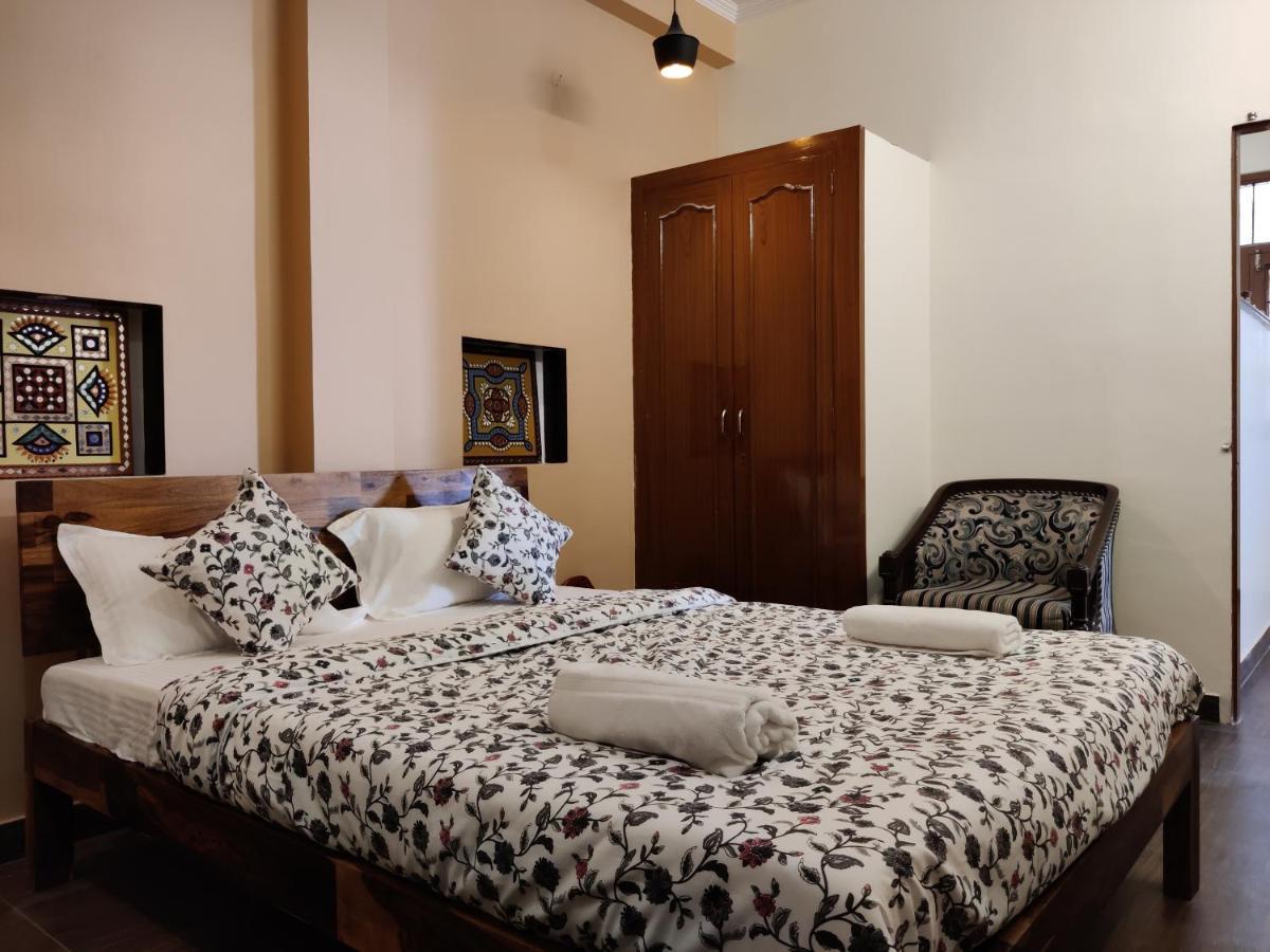 The Karauli Villa By Le Pension Stays Jaipur Ngoại thất bức ảnh