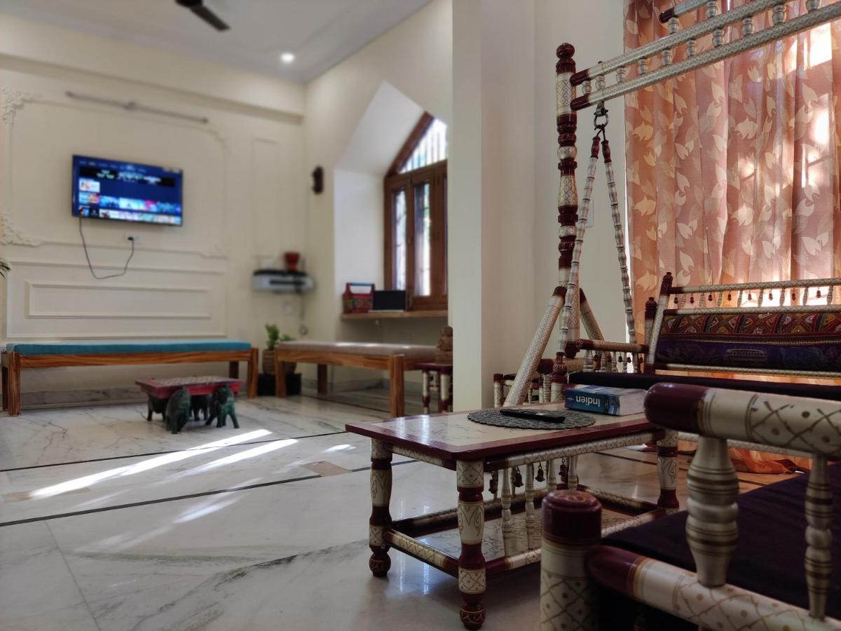 The Karauli Villa By Le Pension Stays Jaipur Ngoại thất bức ảnh