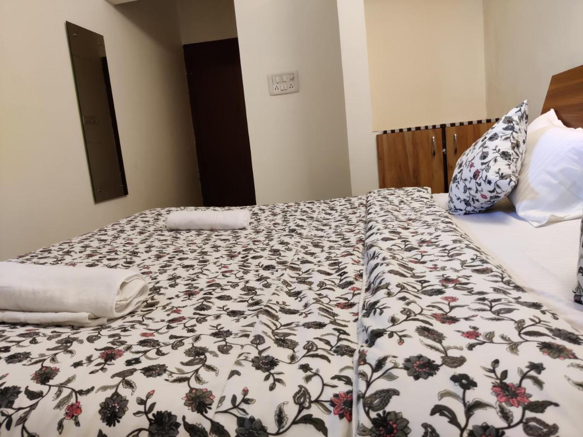 The Karauli Villa By Le Pension Stays Jaipur Ngoại thất bức ảnh
