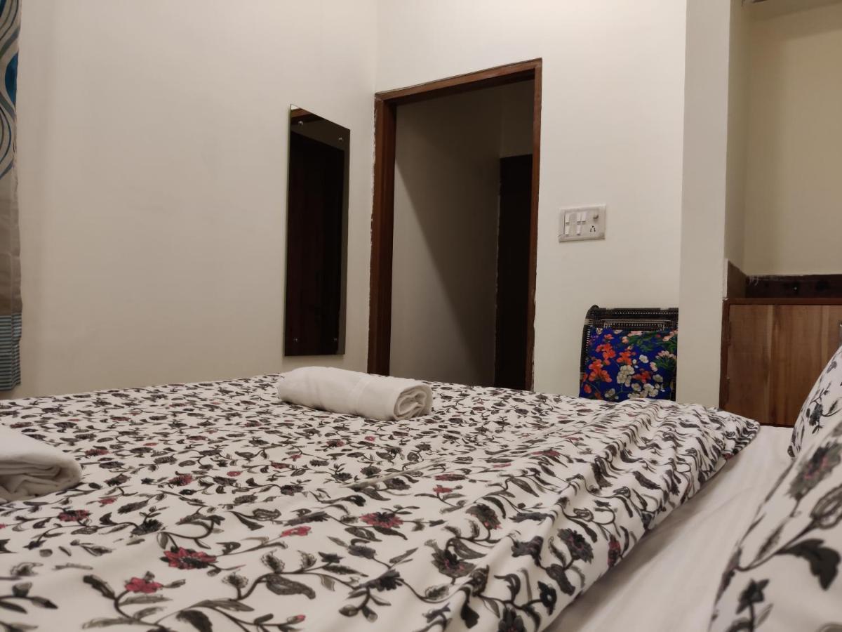 The Karauli Villa By Le Pension Stays Jaipur Ngoại thất bức ảnh